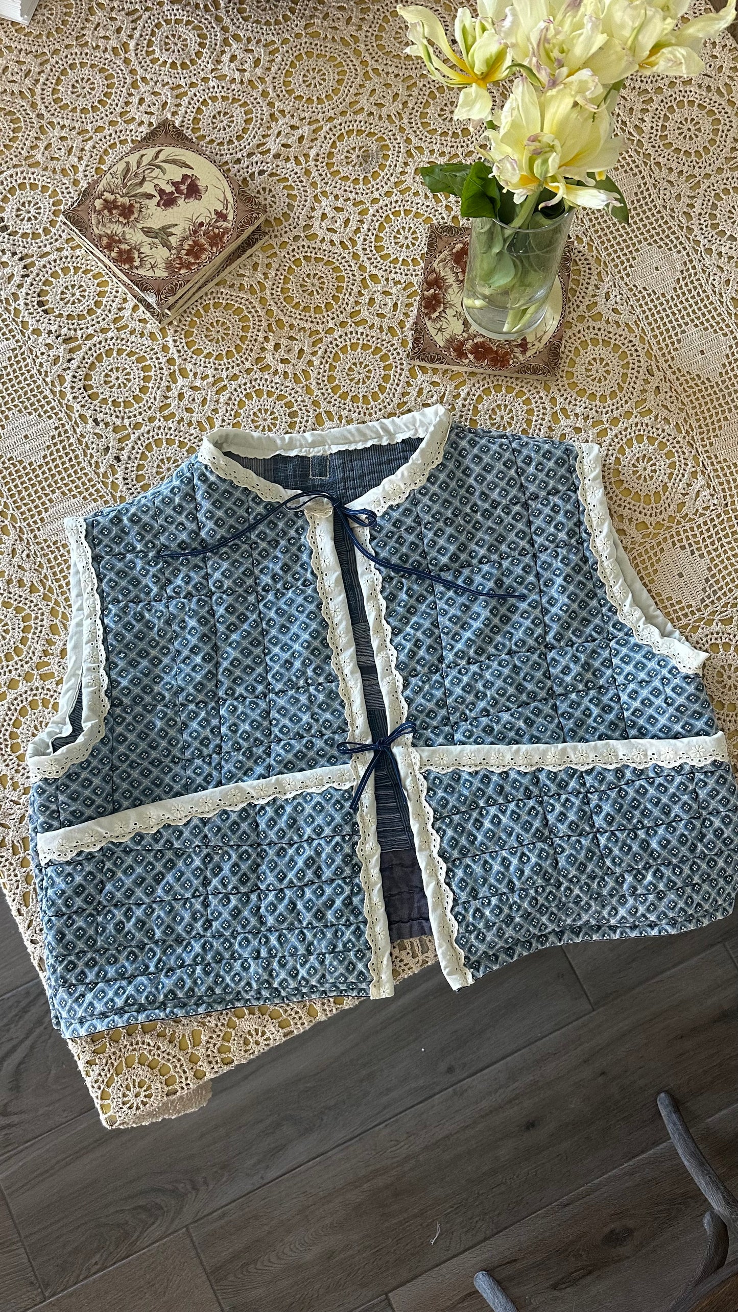 Darlene vest (dark blue)