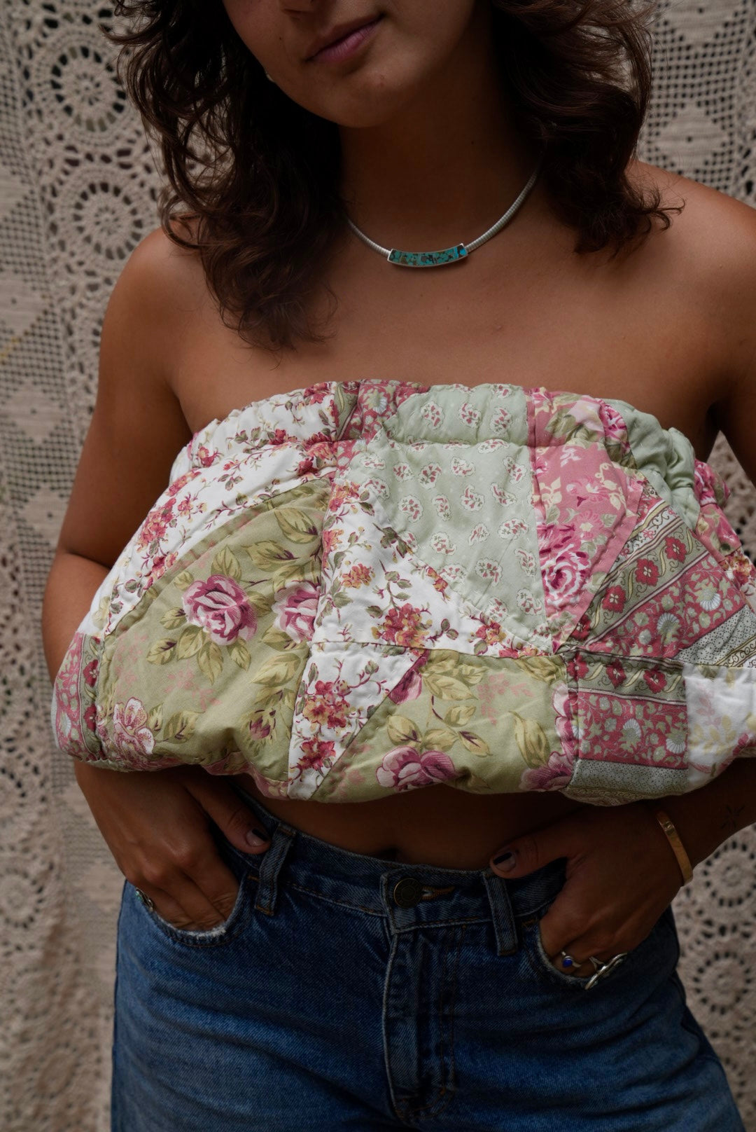 Quilted crop top(red and cream)